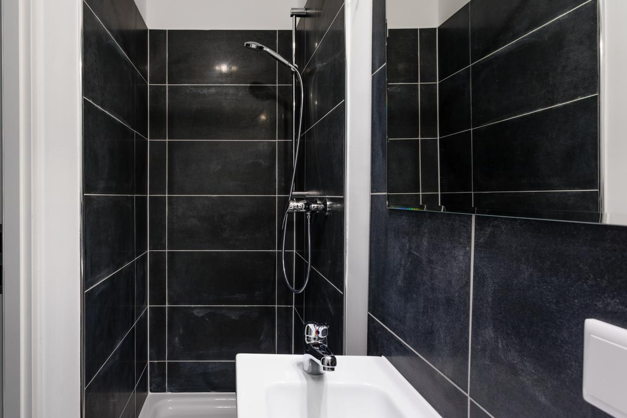 The Goethe Loft, 2 Bedroom Up To 5 People Берлин Екстериор снимка