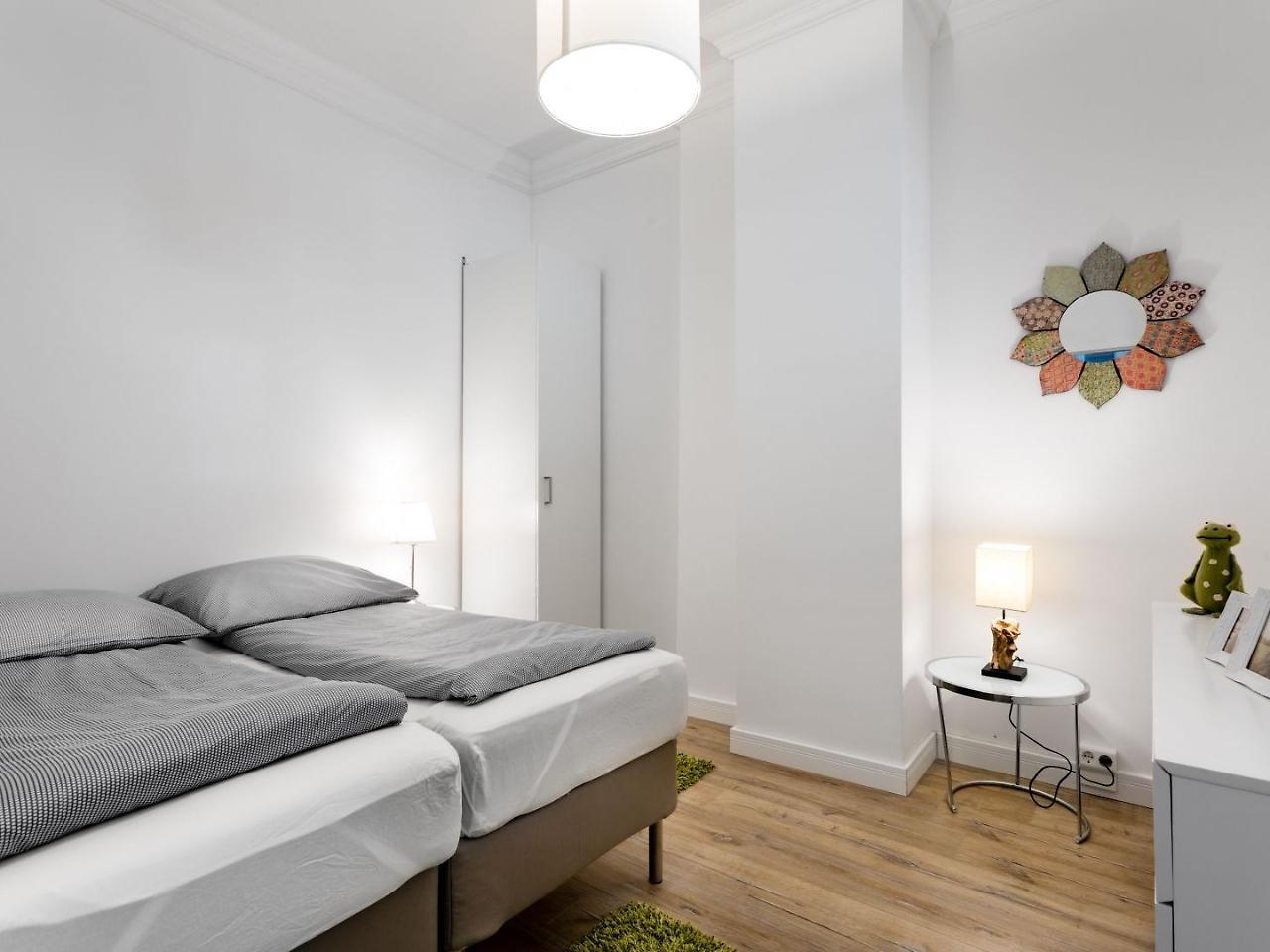 The Goethe Loft, 2 Bedroom Up To 5 People Берлин Екстериор снимка