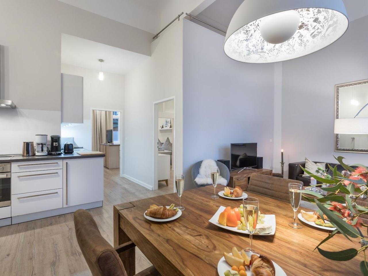 The Goethe Loft, 2 Bedroom Up To 5 People Берлин Екстериор снимка